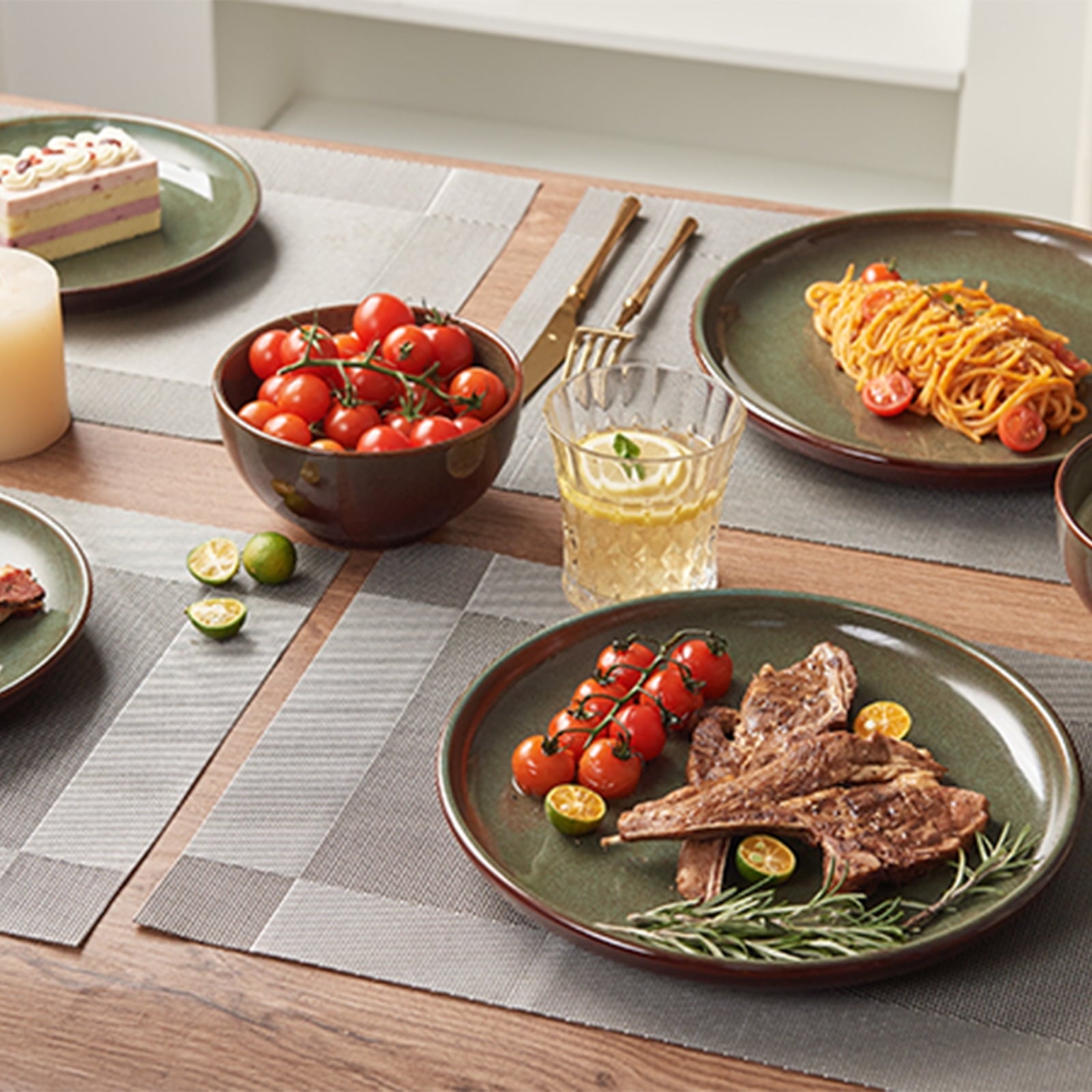 24-Piece Stoneware Dinnerware Sets, Plates and Bowls Dish Sets for 8, Brown Green